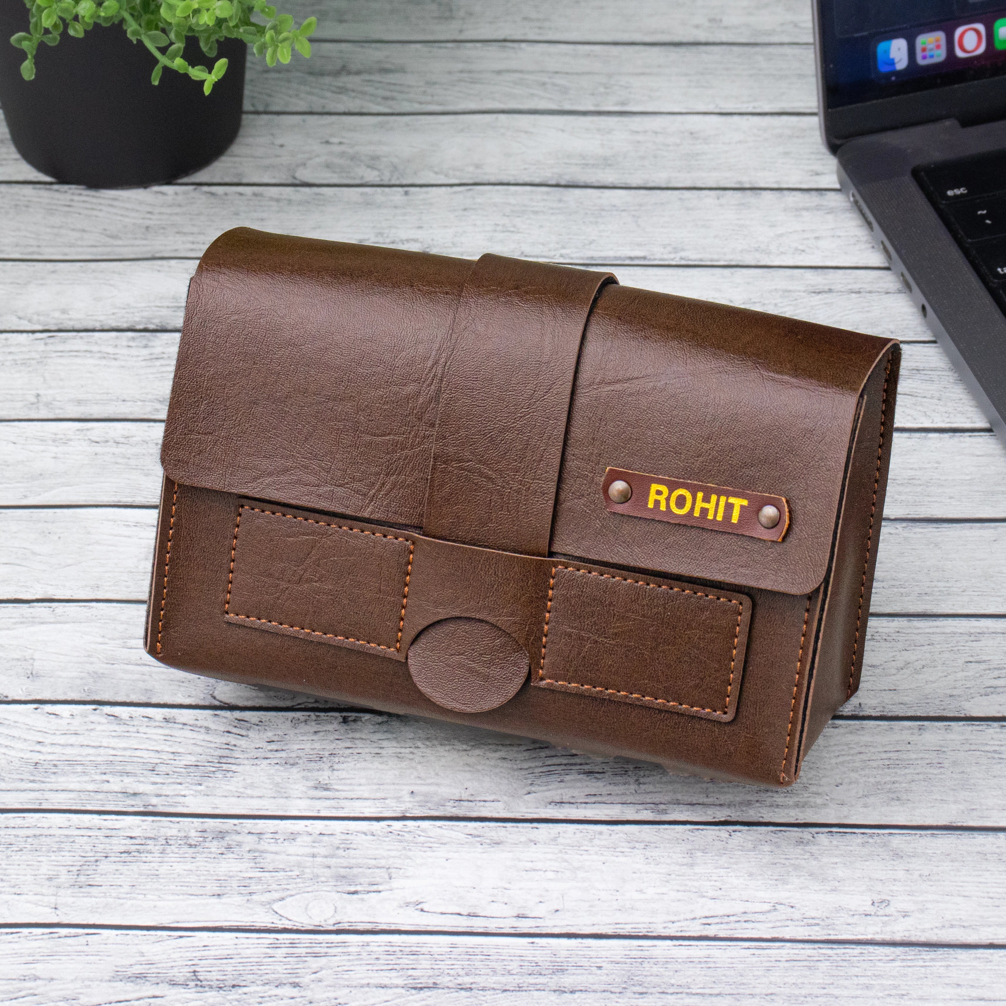 PERSONALISED CHARGER ORGANISER - BROWN