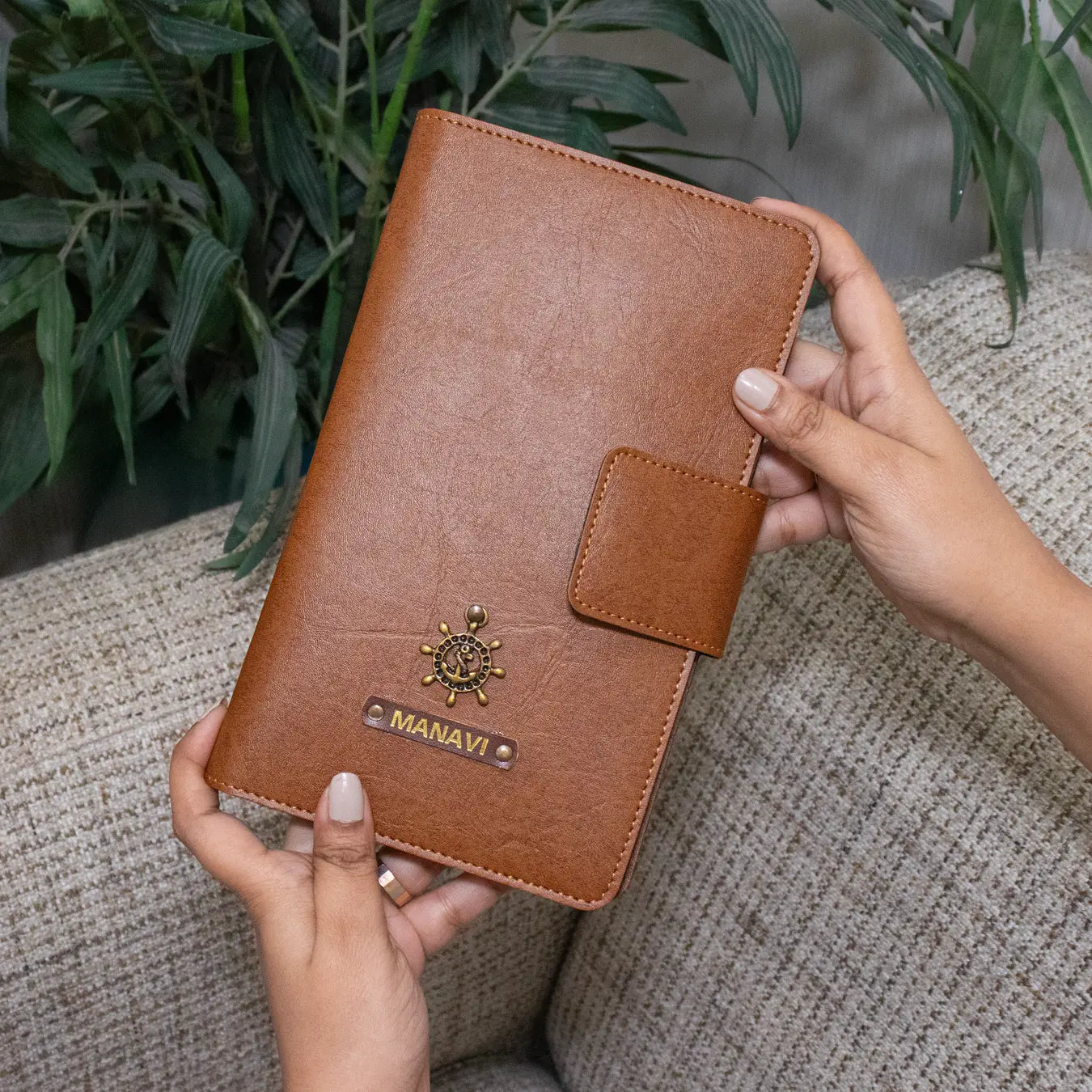 PERSONALISED FAMILY PASSPORT COVER - BLACK