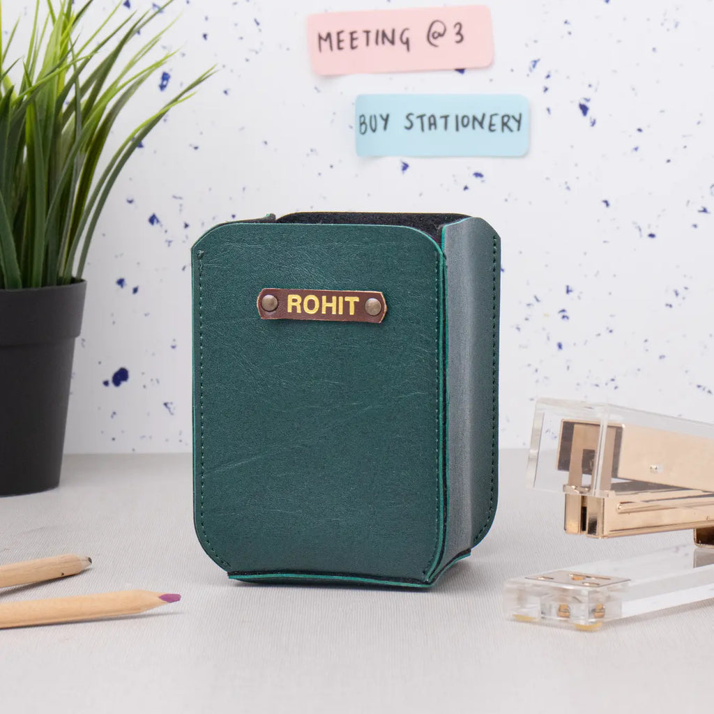 PERSONALISED PENSTAND - GREEN