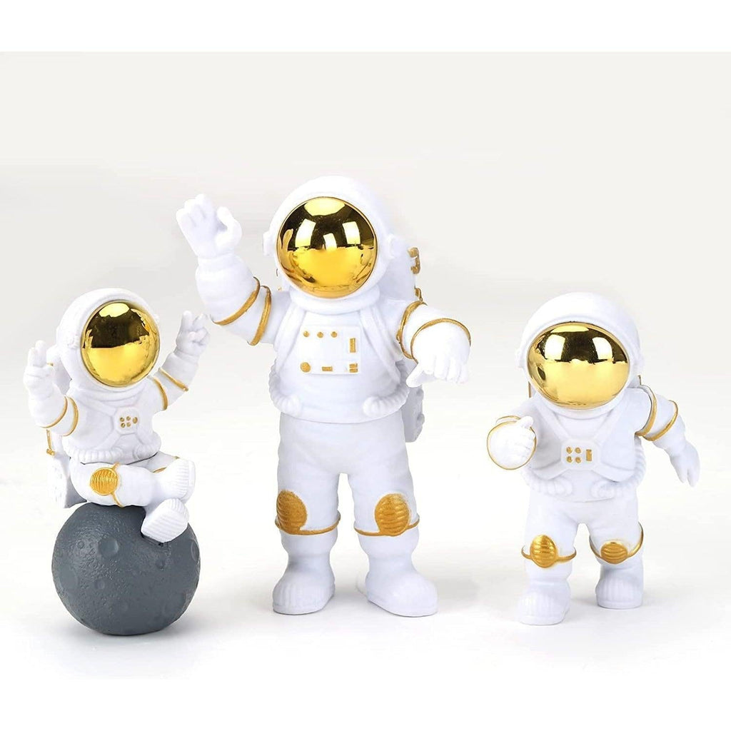 Astronaut Statue Sculpture- 3 Piece Set - Gift Lift