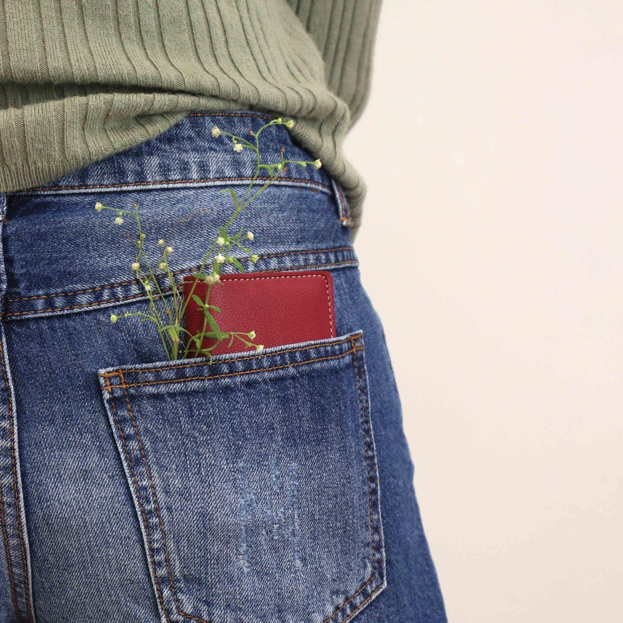 Custom Unisex Sleek Wallet - Card Holder - Gift Lift
