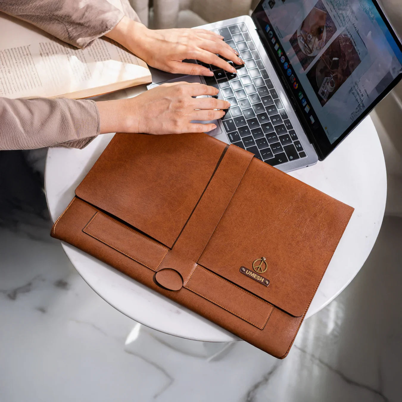 PERSONALISED LAPTOP ORGANISER (13-14 Inch) - MAROON