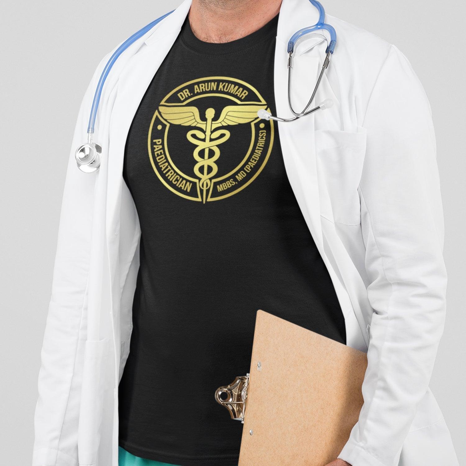 Personalised Golden Medical Logo With Name & Degree Unisex T-Shirt | Personalsied Gift - Gift Lift