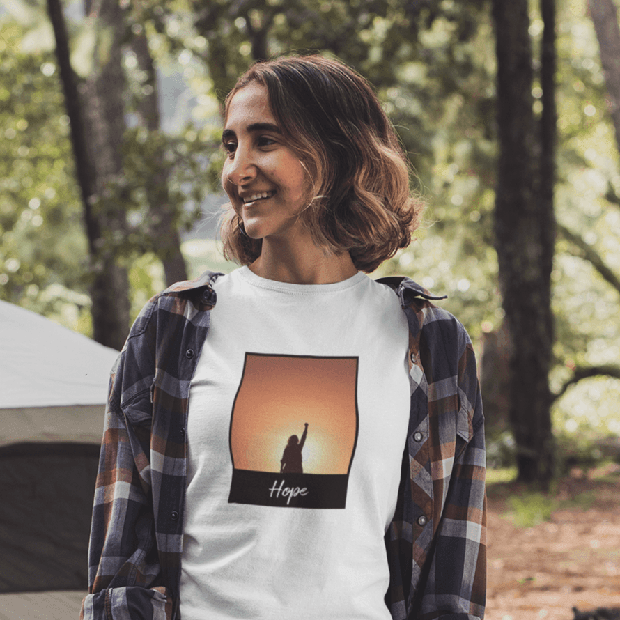 Personalized T-Shirt of a Polaroid with Your Image and text - Polaroid - Gift Lift