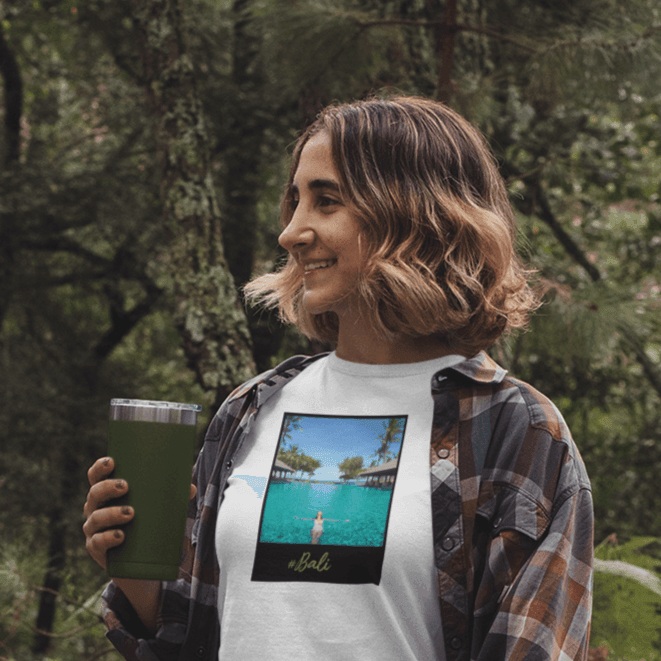 Personalized T-Shirt of a Polaroid with Your Image and text - Polaroid - Gift Lift