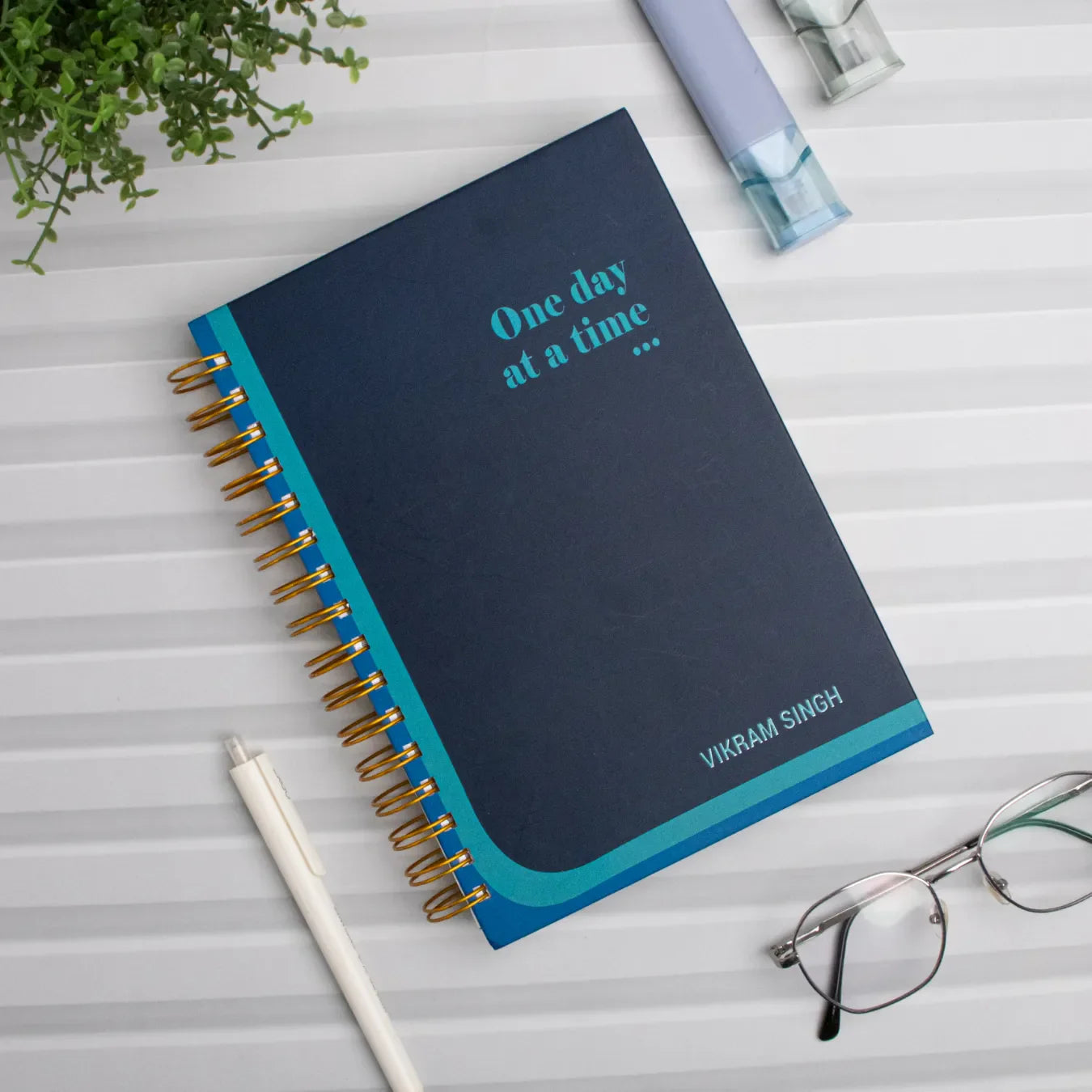 PERSONALISED DAILY PLANNER - PLAN & PAUSE