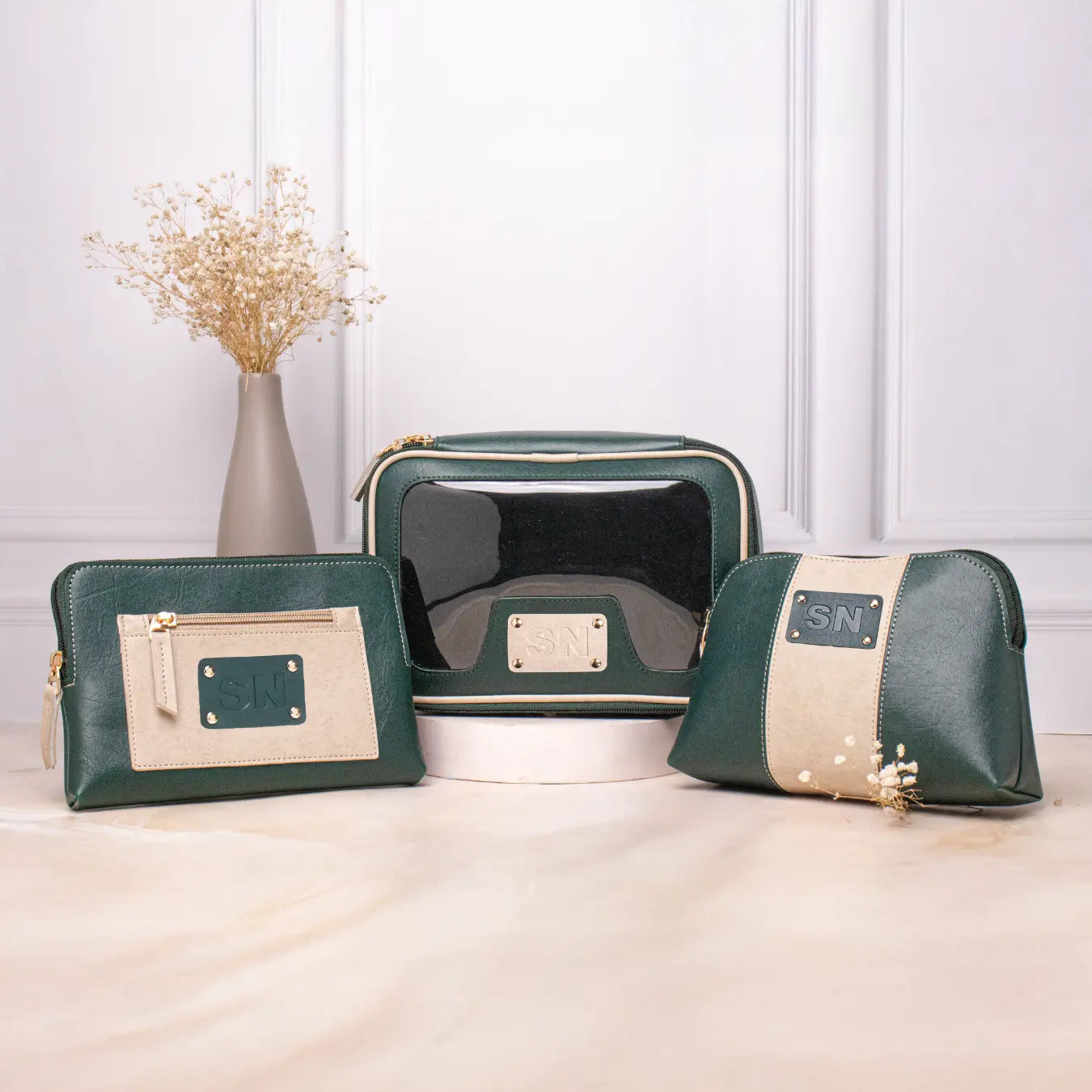 ULTIMATE VANITY KIT INITIALS - GREEN