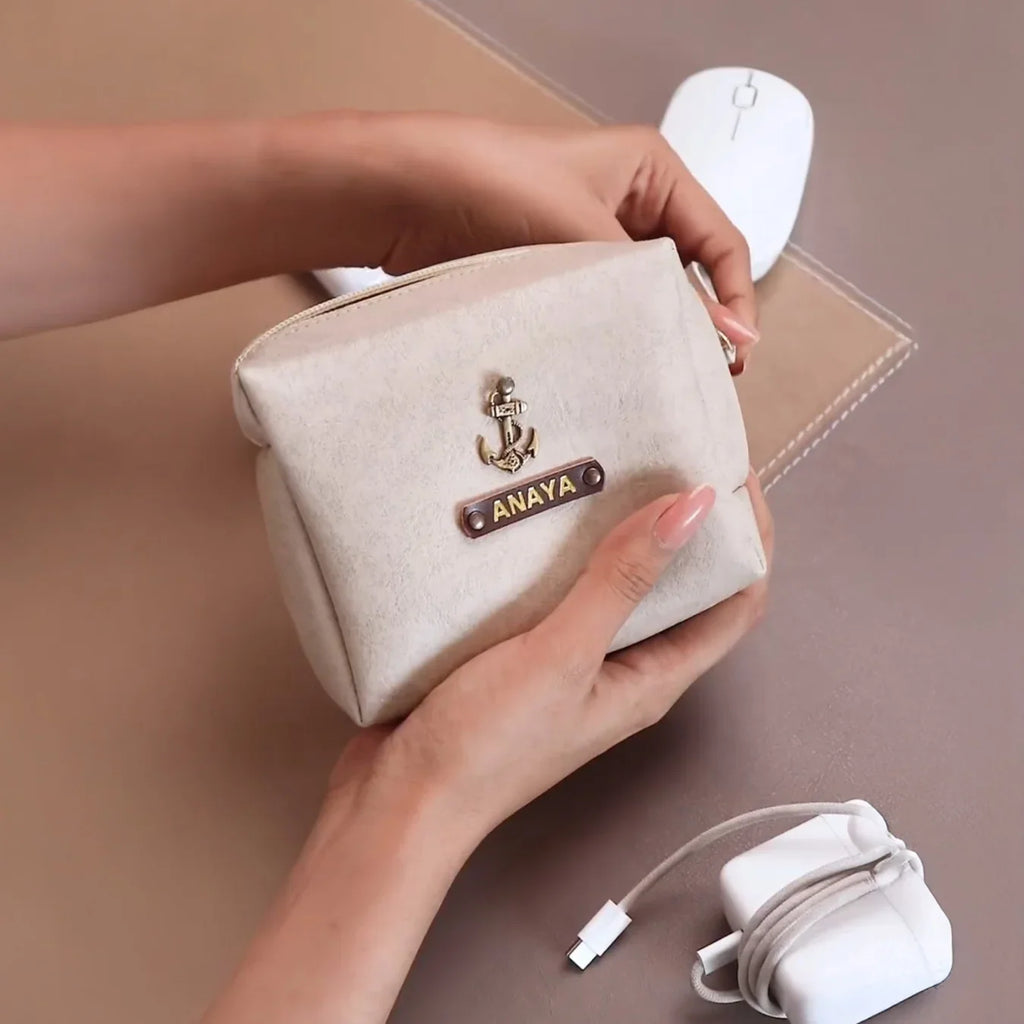PERSONALISED ZIPPERED CHARGER CASE - BEIGE